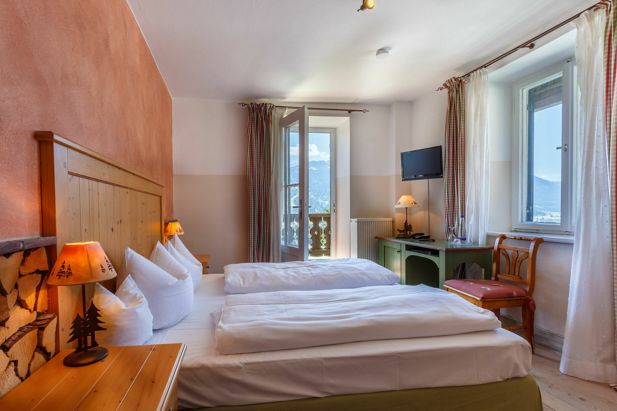 Landkomforthotel Panorama & Restaurant Bella Vista Hotel Garmisch-Partenkirchen